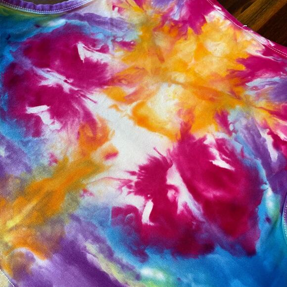 Women's Tie Dyed Tank Crop - Ice Dye Mandala Top Handmade - Rainbow (2XLarge) - Picture 8 of 10